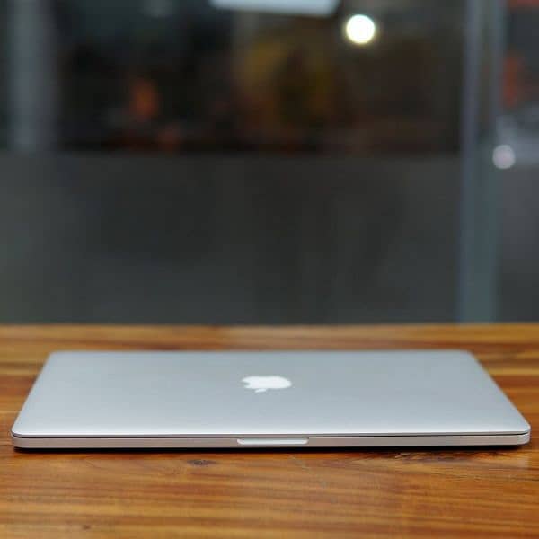 Apple MacBook Pro Core i5 Sliver Metal Body (Ram 8GB + Hard 500GB) 4