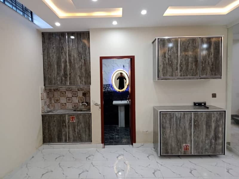 5 Marla Basement For Rent in iqbal Block Bahria town lahore Brand New 3