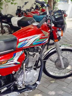 Honda CG 125 cc brand new condition