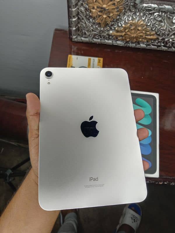 Ipad Mini 6 64/GB Like A Brand New 2