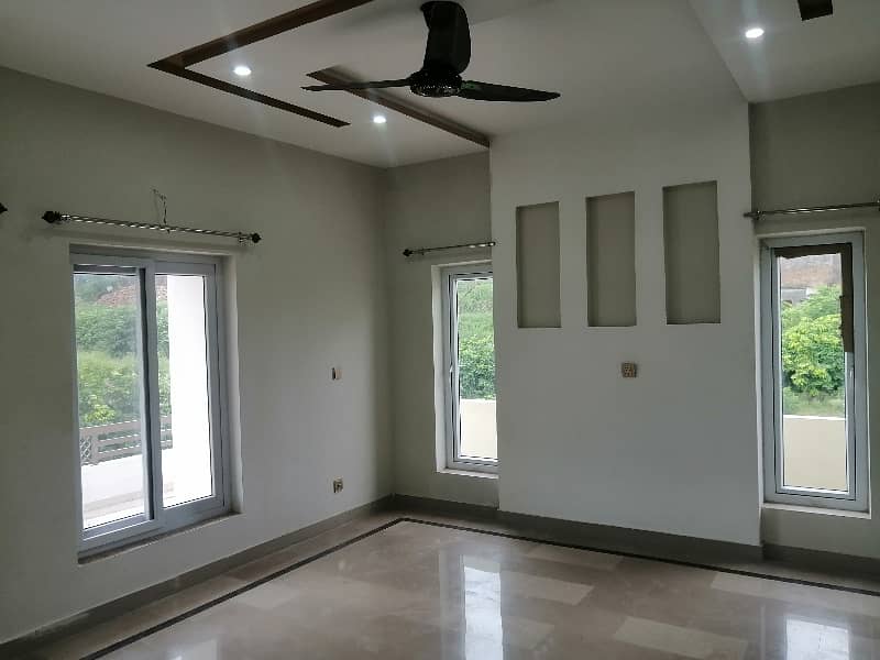 1 kanal Beautiful Brand new corner house upper Protion Available For Rent in Dha phase 2 Islamabad 10