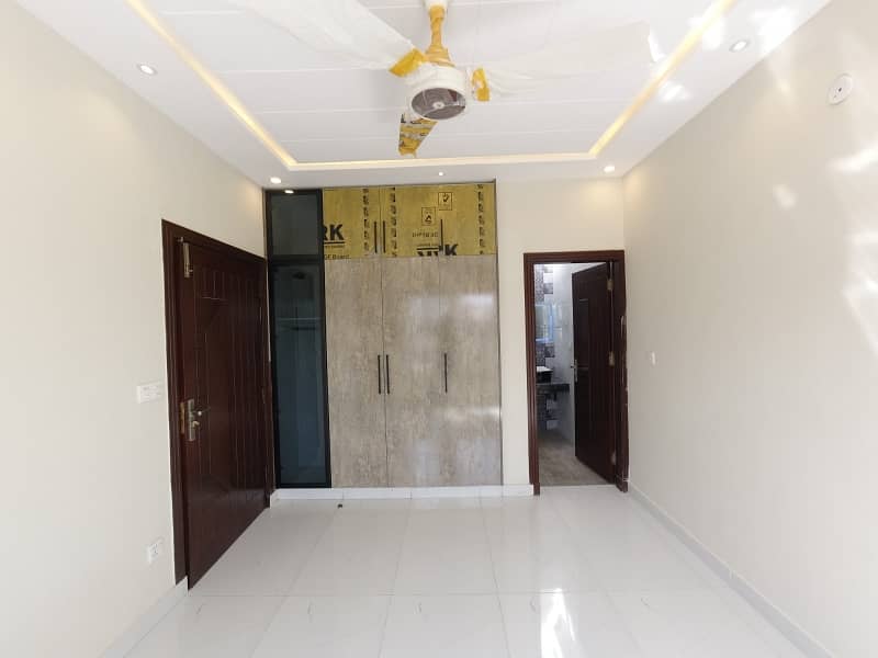 Stunning House Is Available For Sale In DHA Phase 2 - Sector J 32