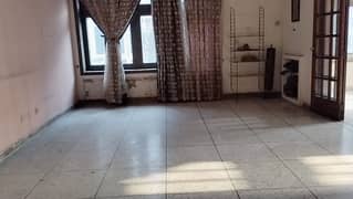 2 Kanal School Building For Rent In Muslim Town 0