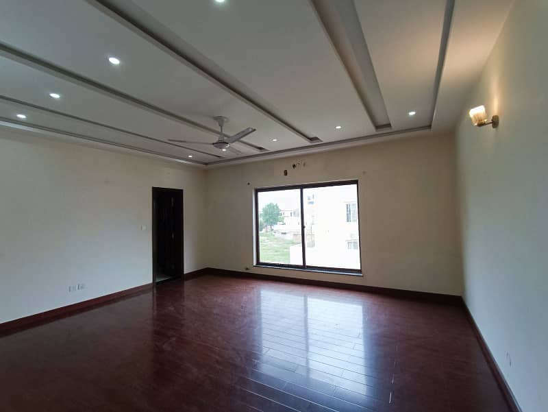 One Kanal Beautiful House For Sale In Overseas A Bahria Town Lahore 18