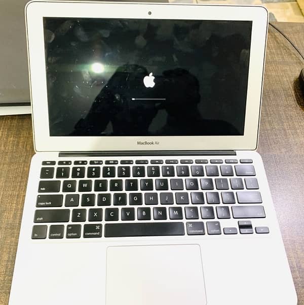 MacBook Air 2014 4GB/128GB 11” Screen 2