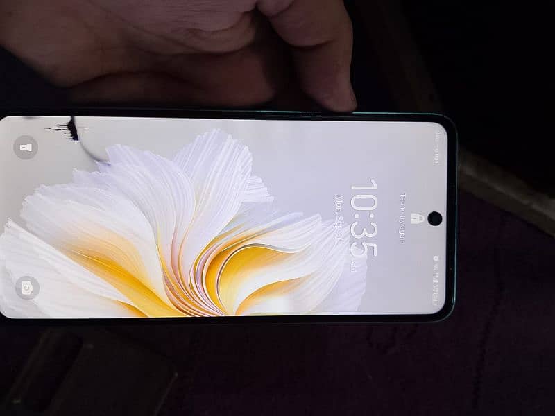 Tecno Camon 19 Nue 4