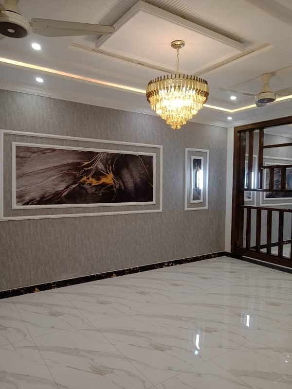 Centrally Located House In Bahria Town - Sector C Is Available For sale 6