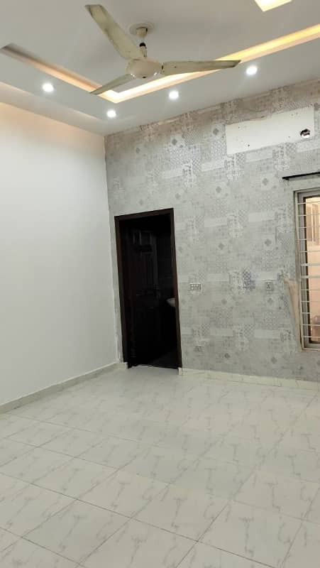 10 Marla House In Bahria Town 8