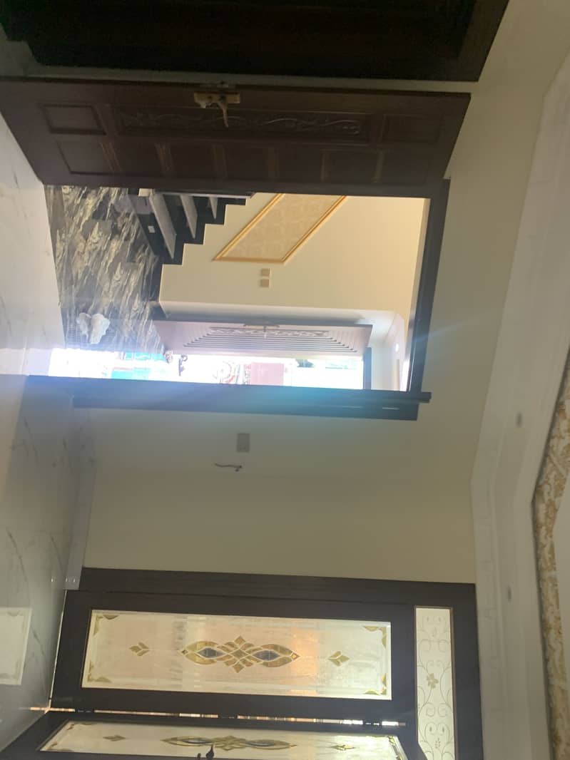 10 MARLA BRAND NEW HOUSE IS AVAILABLE FOR SALE IN 40 FT ROAD 11