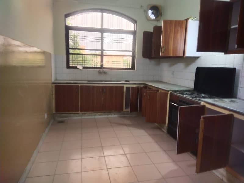 1 Kanal Upper Portion 3bed Tv Lounge Separate gate Available For Rent In DHA Phase 2 16