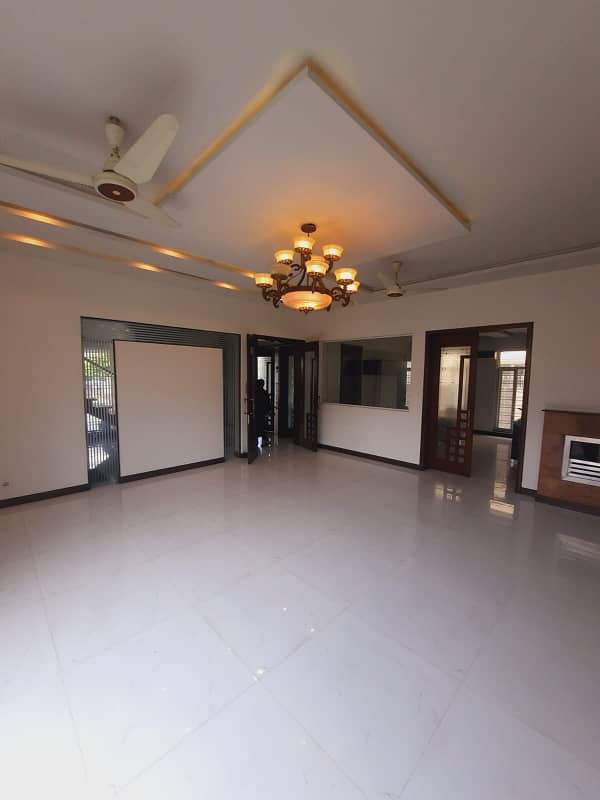 1 Kanal Full House 5beds 2 Tv Lounge Drawing Room 2 Kitchen Available For Rent Dha Phase 5 25