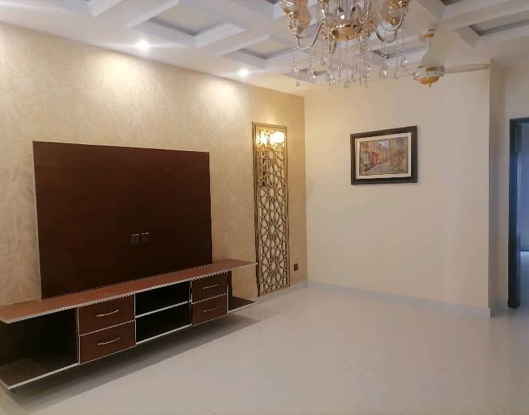 In Johar Town Phase 2 - Block P 7 Marla House For Sale 2