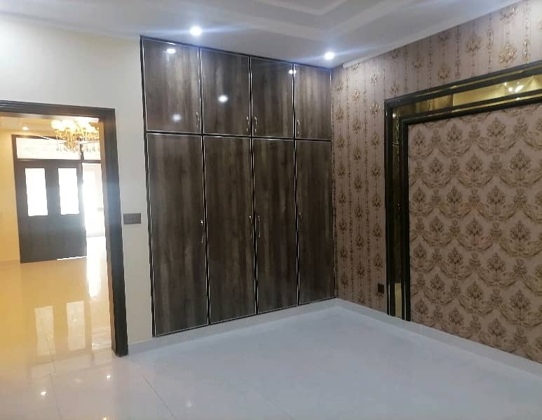 In Johar Town Phase 2 - Block P 7 Marla House For Sale 6