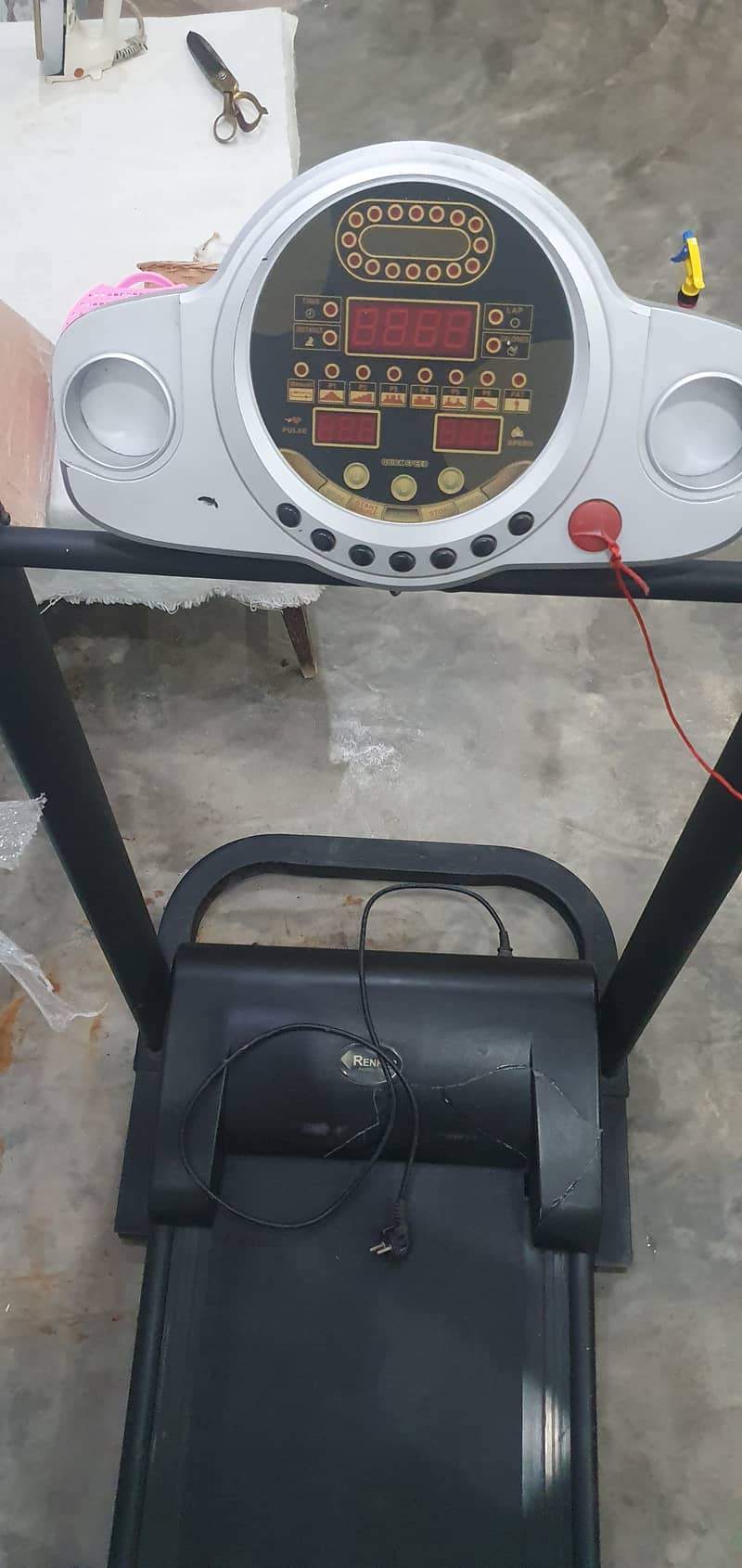 Treadmill in a very good condition. 1