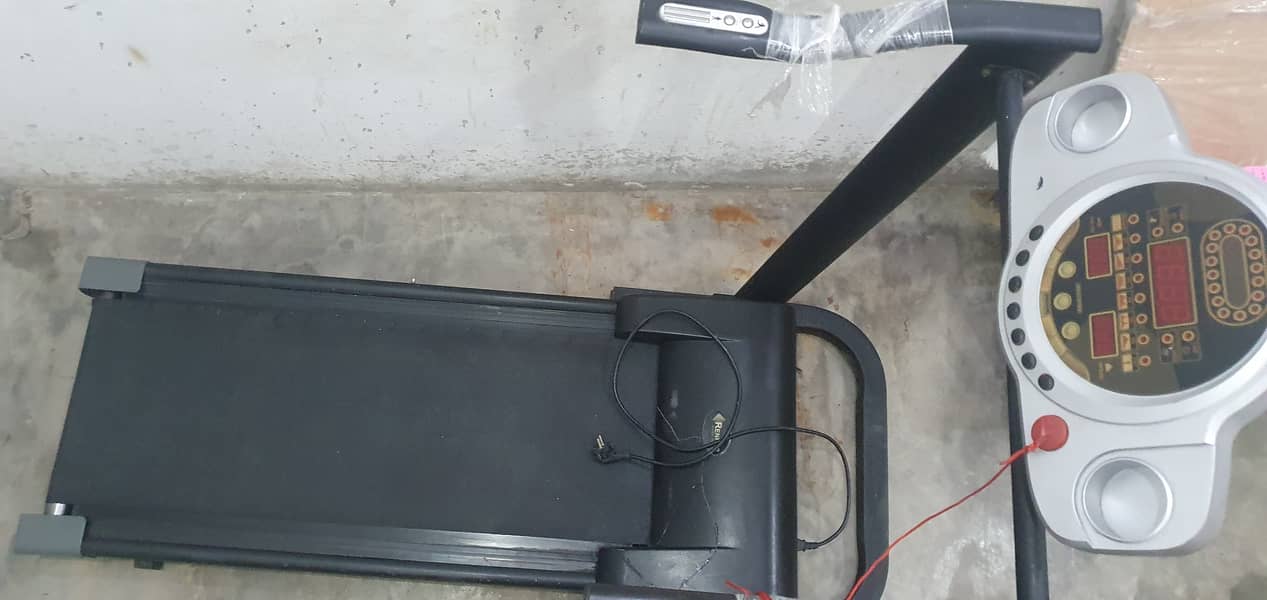 Treadmill in a very good condition. 3