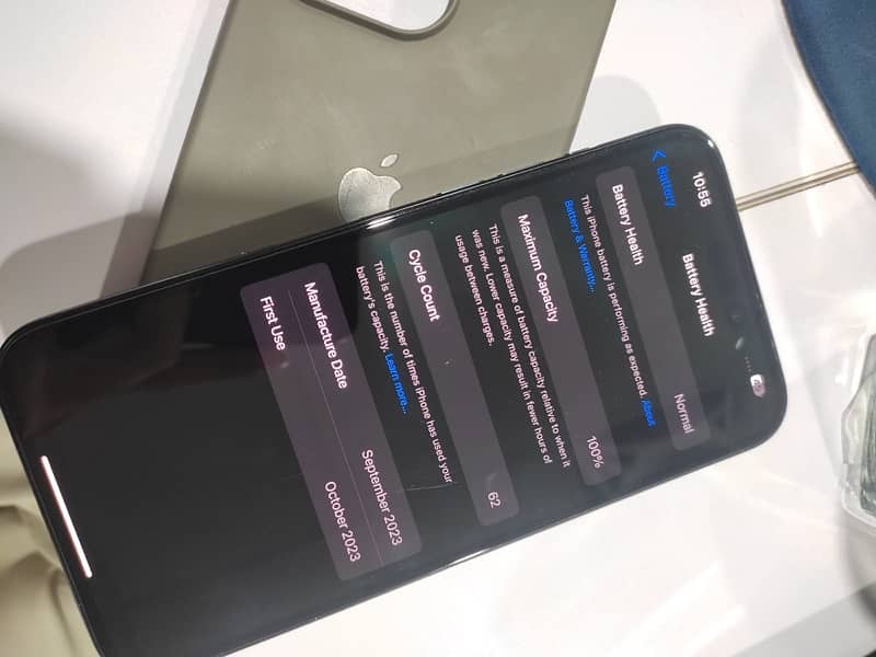 I phone 15 pro max 256gb blue titanium with box,100% health 5