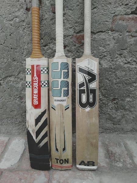 selling used bat in cheep price 4