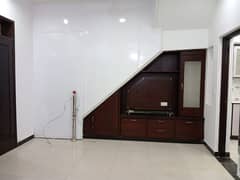 5 Marla Brand New Lower Portion Upper Lock Available For Rent In R3 Block Johar Town