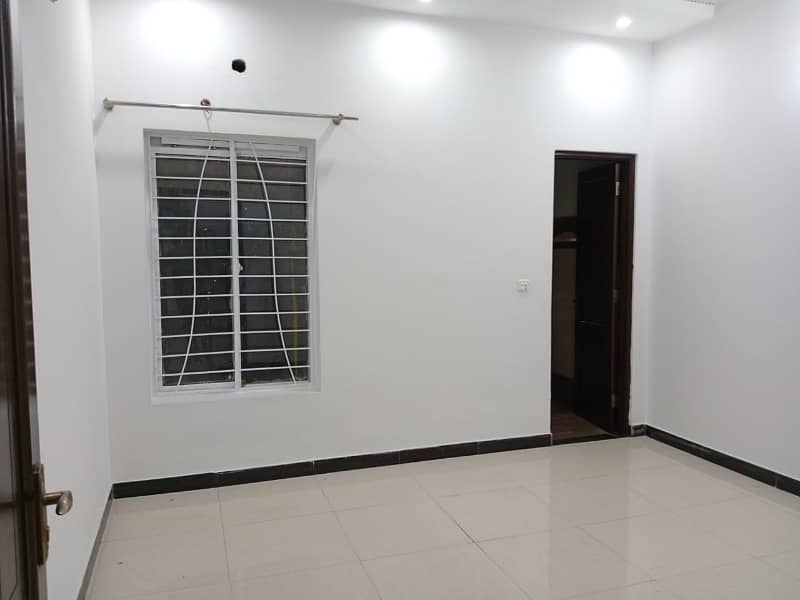 5 Marla Brand New Lower Portion Upper Lock Available For Rent In R3 Block Johar Town 4