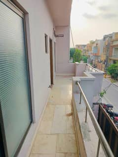 8 Marla Upper Portion Near Emporium Mall