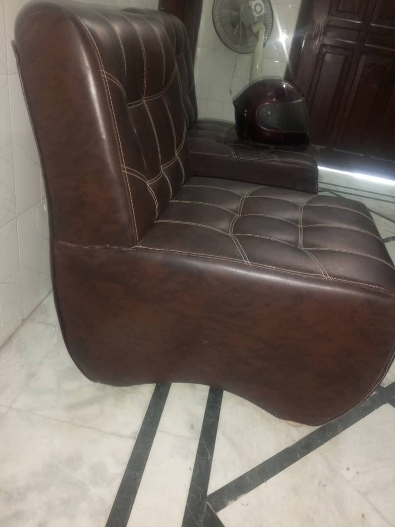 leader sofa single seater 1