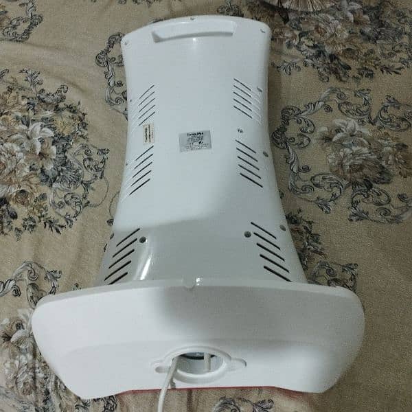 1200 watts Cambridge brand Electric heater 1