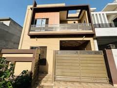 Prime Location Brand New 5 Marla Luxury House For Available Sale In Lahore