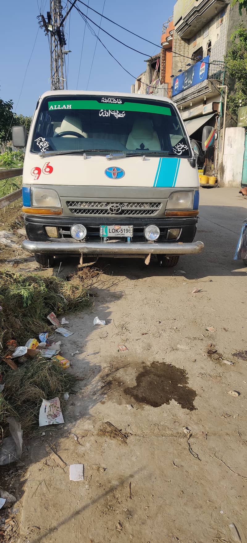 Toyota hiace 90 model 2