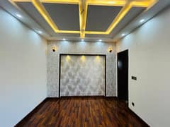 Modern Design 5 Marla Luxury Brand New House For Sale In Lahore