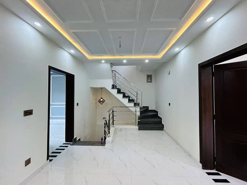 Modern Design 5 Marla Luxury Brand New House For Sale In Lahore 16