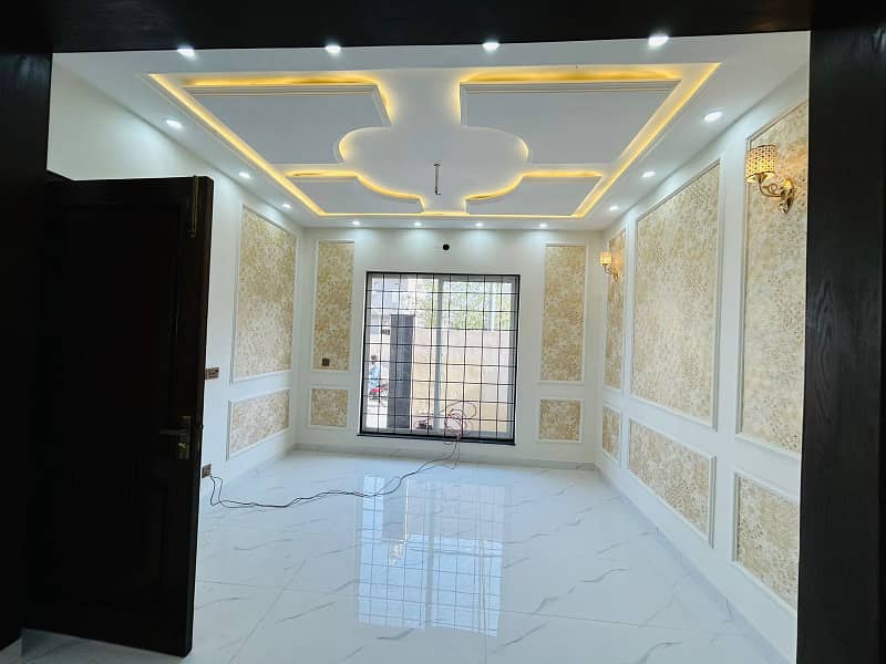 Modern Design 5 Marla Luxury Brand New House For Sale In Lahore 38