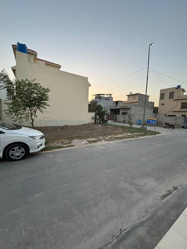 Full Possession Charges Paid Transfer Free Plot For Sale In Park View City Lahore 2