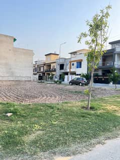 5 Marla Residential Plot Available For Sale In Park View City Lahore