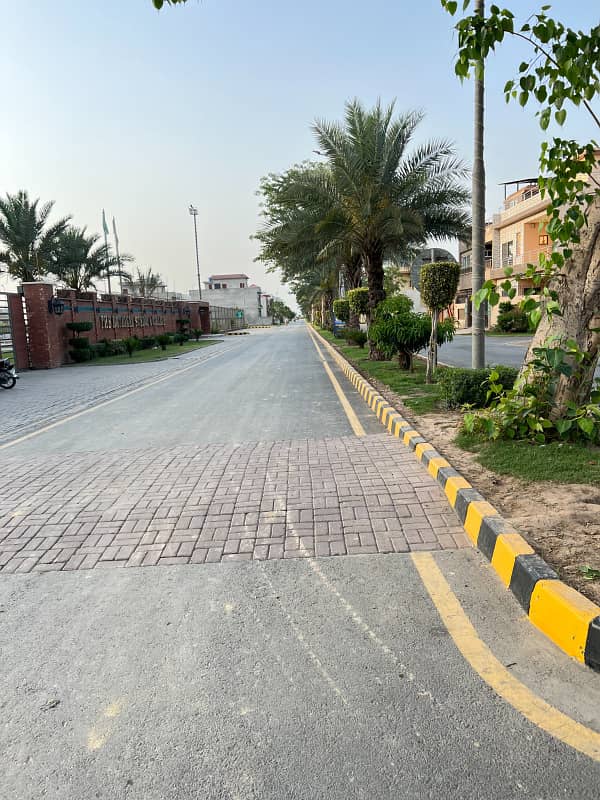 10 Marla Residential On Ground Plots Available For Sale In Park View City, Lahore 2