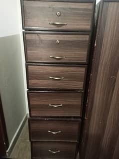 super grand sale of drawers