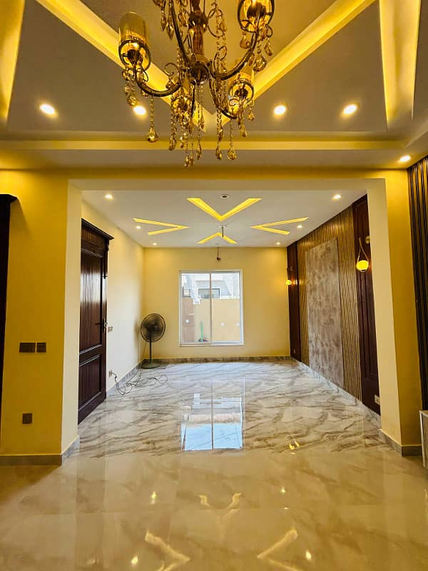 Modern Design 5 Marla House Available For Sale In Park View City Lahore 12