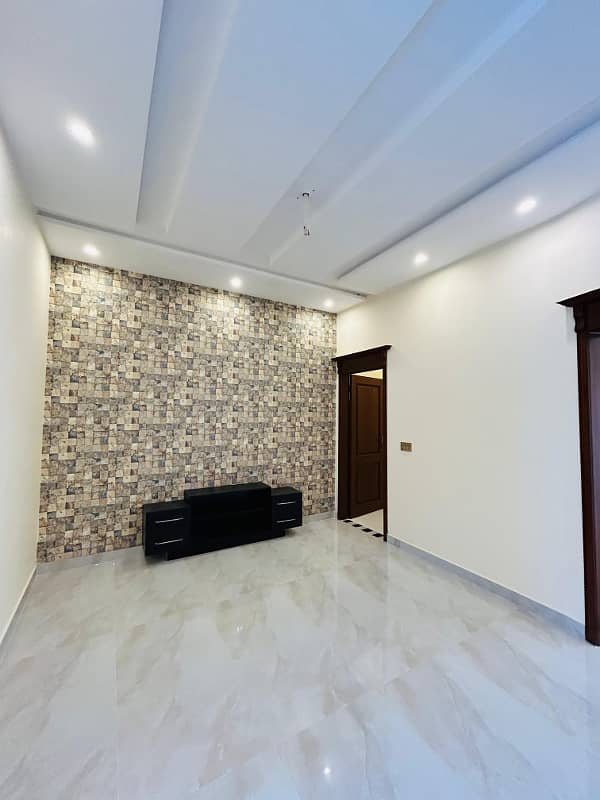 Modern Design 5 Marla House Available For Sale In Park View City Lahore 20