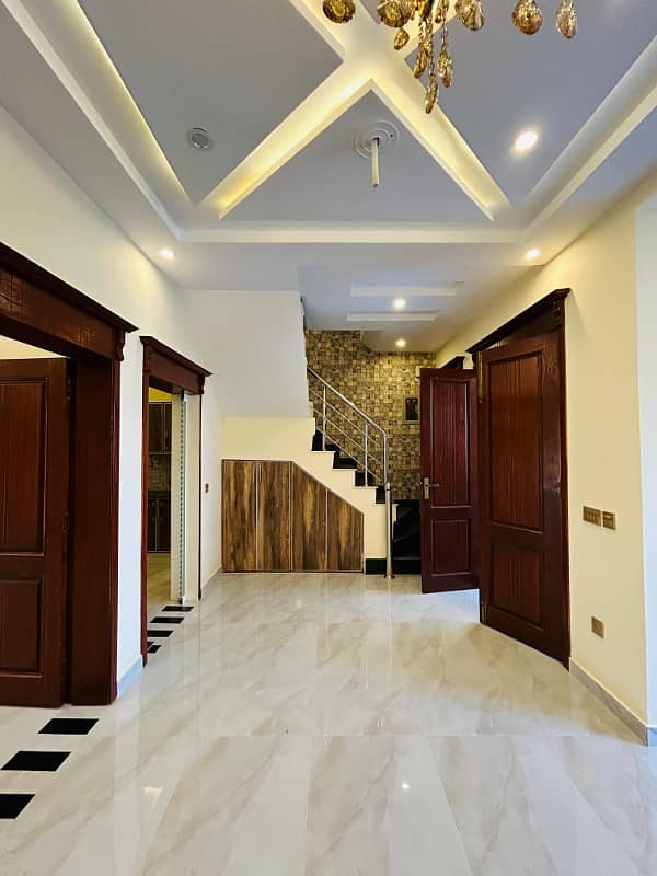 Modern Design 5 Marla House Available For Sale In Park View City Lahore 25