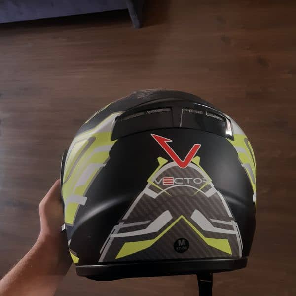 Vector Helmet ( M ) Size 2