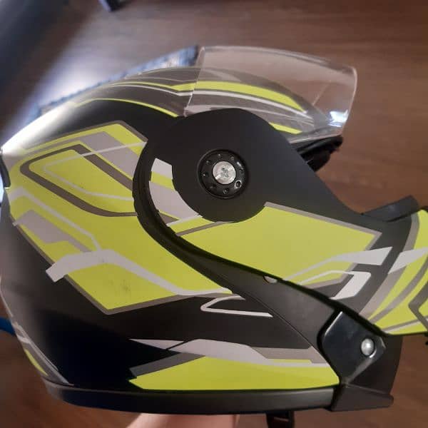 Vector Helmet ( M ) Size 3