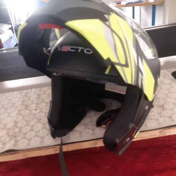 Vector Helmet ( M ) Size 4