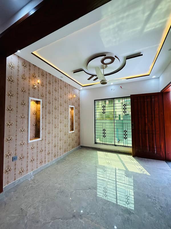 Modern Design 5 Marla Luxury Brand New House For Sale In Lahore 6