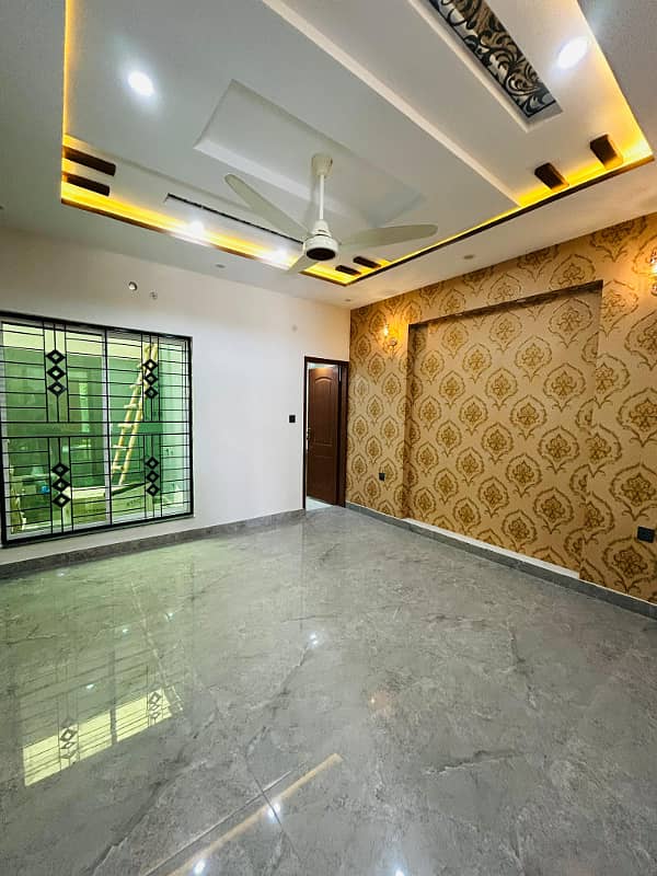 Modern Design 5 Marla Luxury Brand New House For Sale In Lahore 13