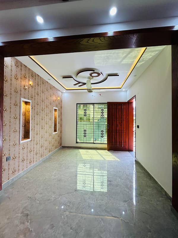 Modern Design 5 Marla Luxury Brand New House For Sale In Lahore 19