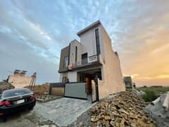 5 Marla Brand New House For Sale