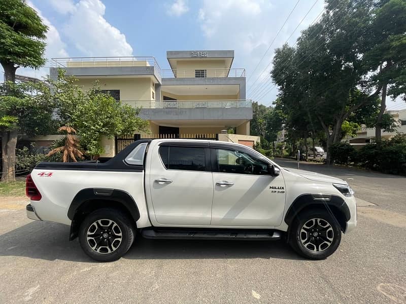 Toyota Hilux 2021 0