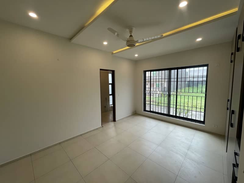 Corner Category Brand New House For Sale 9