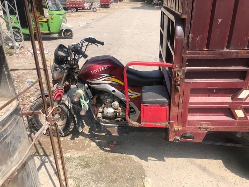 United Loader Rickshaw 150CC 3