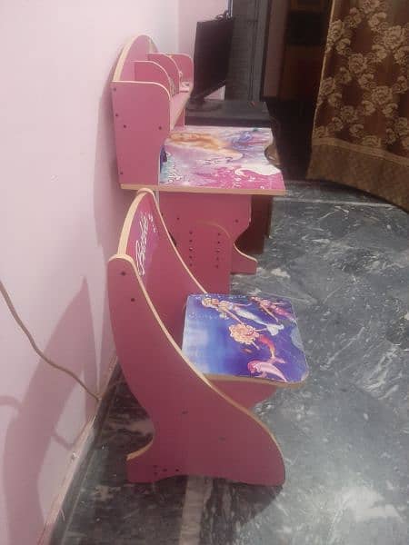 KIDS BABY GIRL TABLE AND CHAIR FOR SALE IN CHEAP PRICE 1