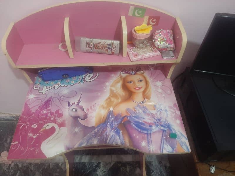 KIDS BABY GIRL TABLE AND CHAIR FOR SALE IN CHEAP PRICE 3